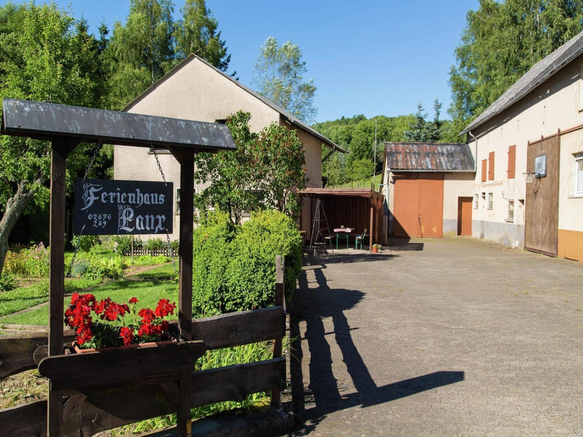 Spacious Holiday Home In Ulmen Near The Centre Экстерьер фото